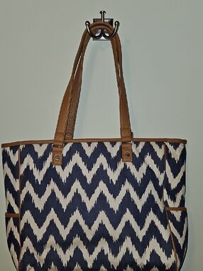 Thirty-one Navy Chevron Tote with Brown Trim